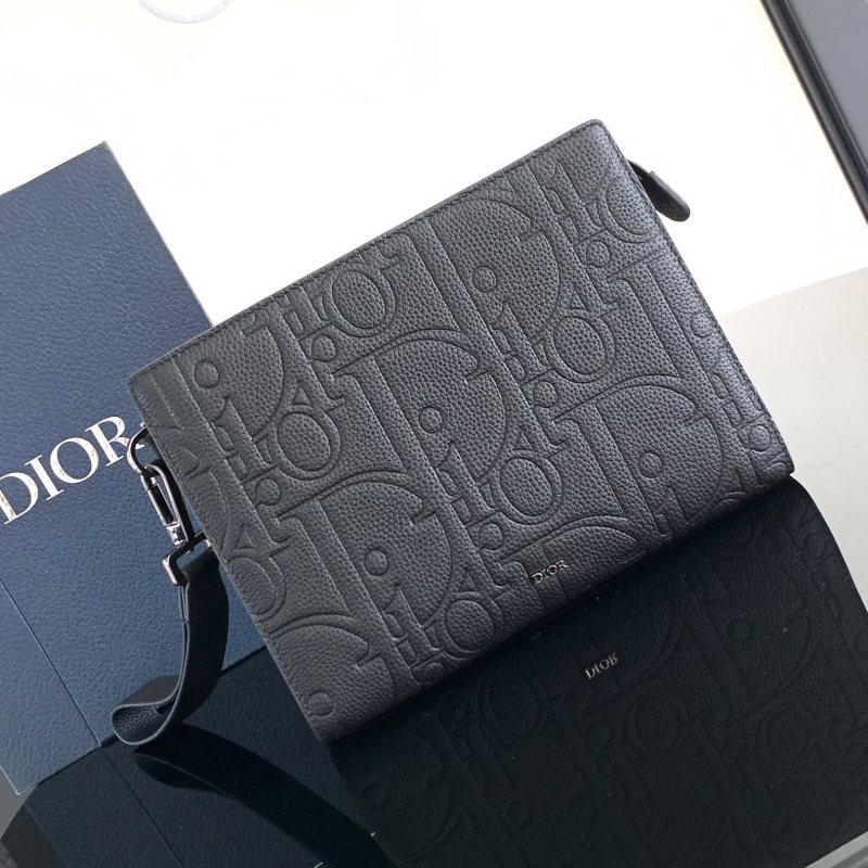 D*or clutch bags